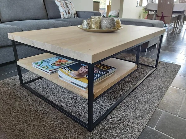 Salontafel met half dubbel verdiep