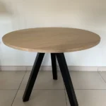 Ronde eettafel in massieve eik 3-poot