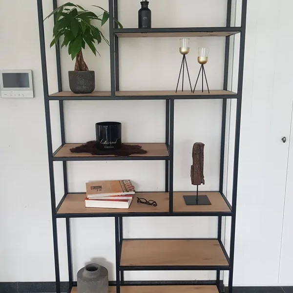 Wandrek in massieve eik